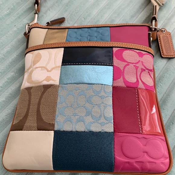 COPY - COPY - Coach Patchwork Purse - Picture 4 of 8